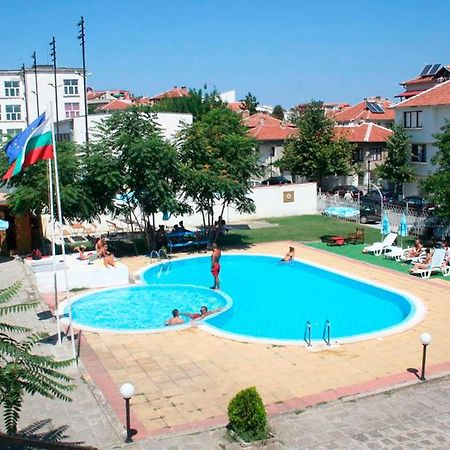 Central Hotel Sozopol Exterior photo