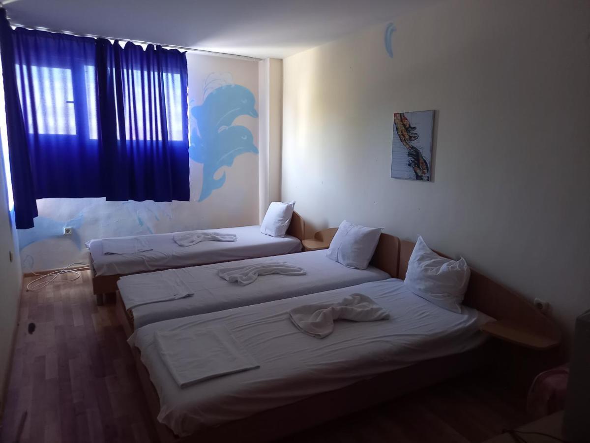 Central Hotel Sozopol Exterior photo