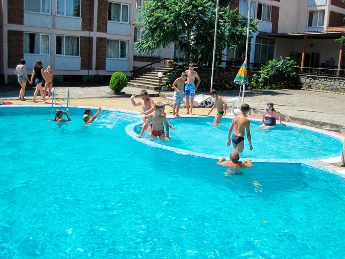 Central Hotel Sozopol Exterior photo