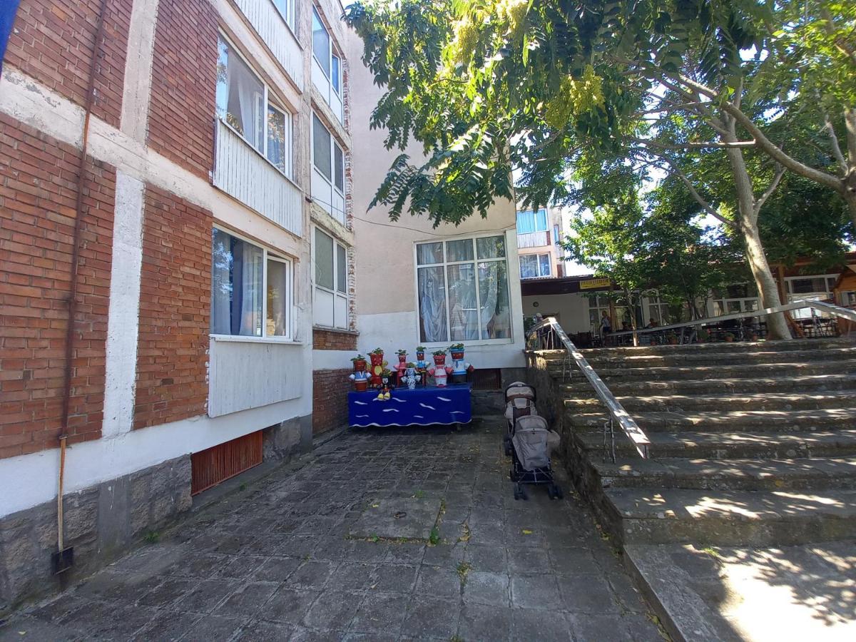 Central Hotel Sozopol Exterior photo