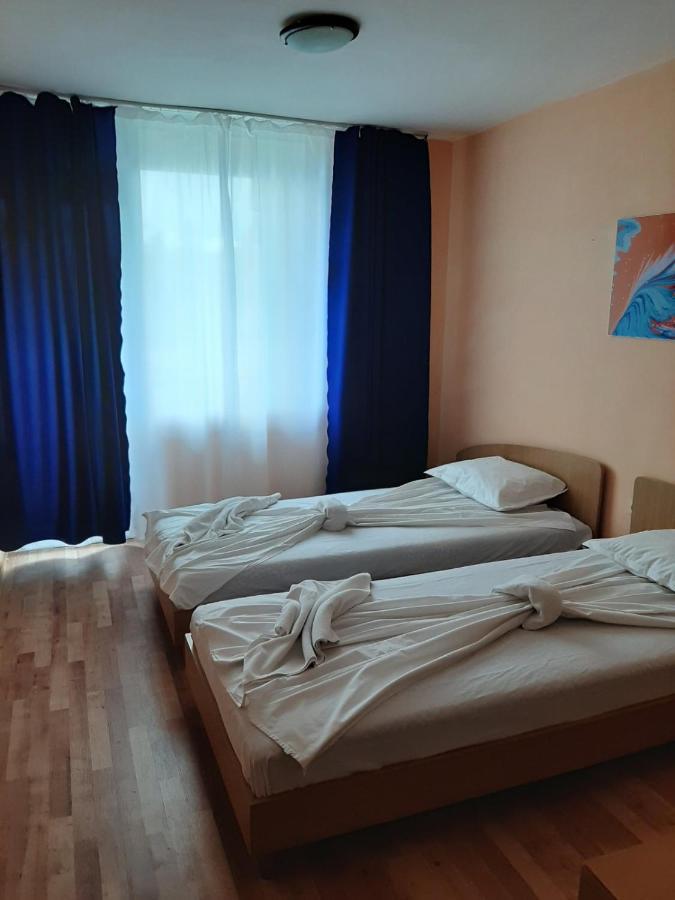 Central Hotel Sozopol Exterior photo